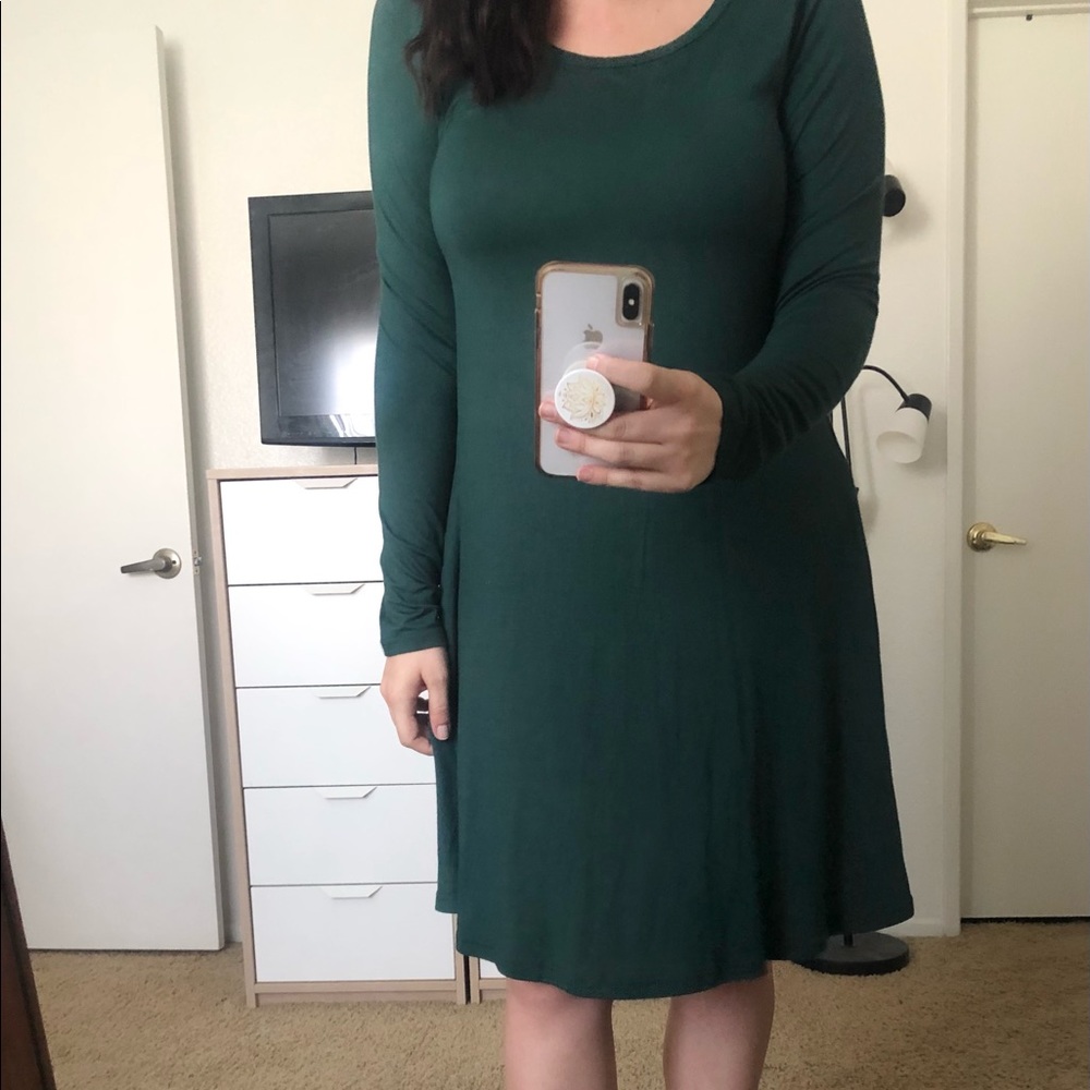 Green Longsleeve Mid Length Dress